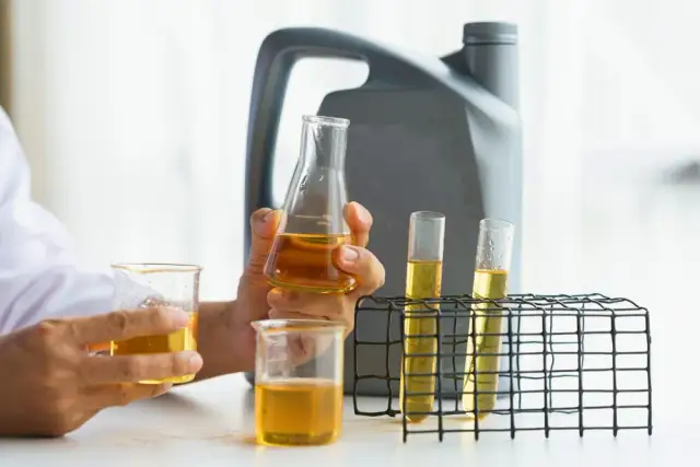 Olej Millers czy Motul - który wybór zapewnia lepszą ochronę silnika?