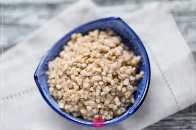 Kasza gryczana: Jak ugotować sypką? Przepisy i triki eksperta