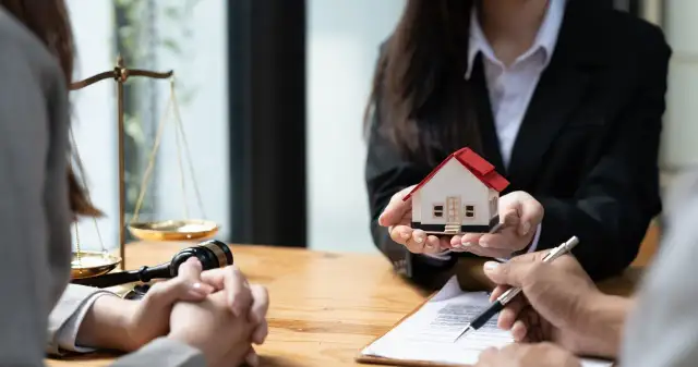 Ile wynosi zachowek od darowizny mieszkania? Sprawdź, aby nie stracić.