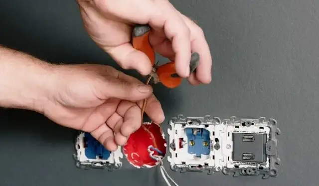 Osadzenie Puszki Elektrycznej: Jakie Są Koszty? Bezpieczny Dom