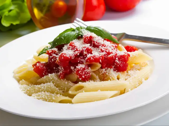 Szybkie i pyszne penne w Thermomixie - proste przepisy na obiad