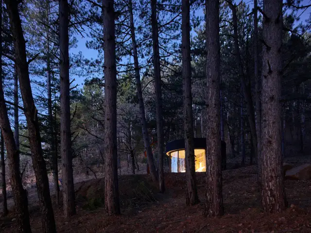 Najlepsze kolory domku na działce, które zachwycą i wpasują się w otoczenie