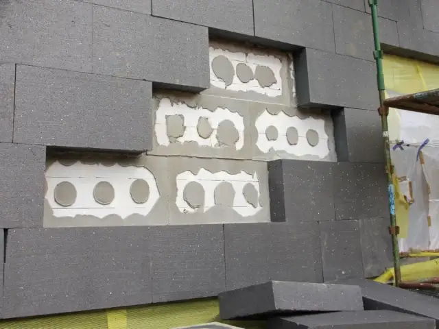 Ile kołków na styropian? Odpowiednia liczba, aby uniknąć problemów