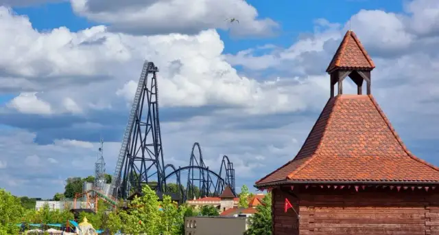 Jaki wzrost musisz mieć, aby wsiąść do Hyperiona w Energylandii?