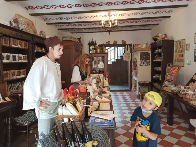 Toruń: Przewodnik po atrakcjach, muzeach i piernikach. Zaplanuj wyjazd!