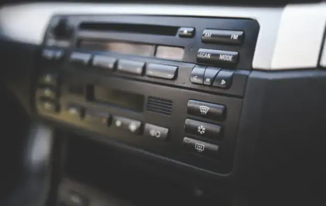 Jak wybrać najlepszą częstotliwość do transmitera FM bez zakłóceń