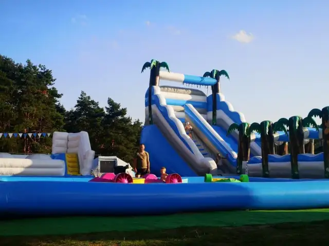 Grodziec Zatoka Bajka: idealne miejsce na relaks i zabawę dla rodzin