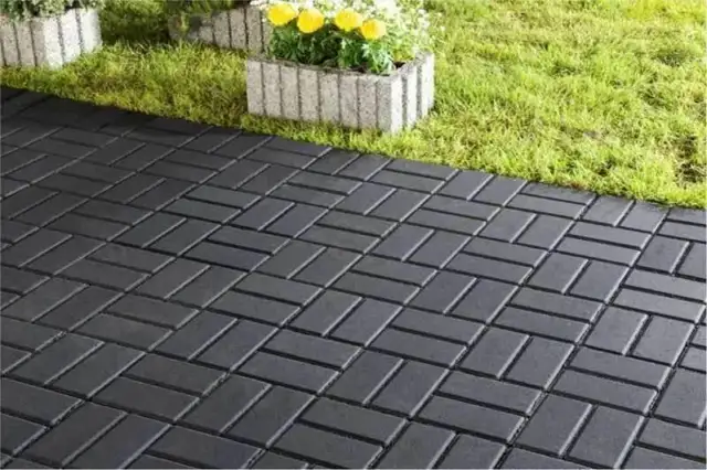 Ile kosztuje paleta kostki brukowej szarej? Sprawdź ceny i opcje