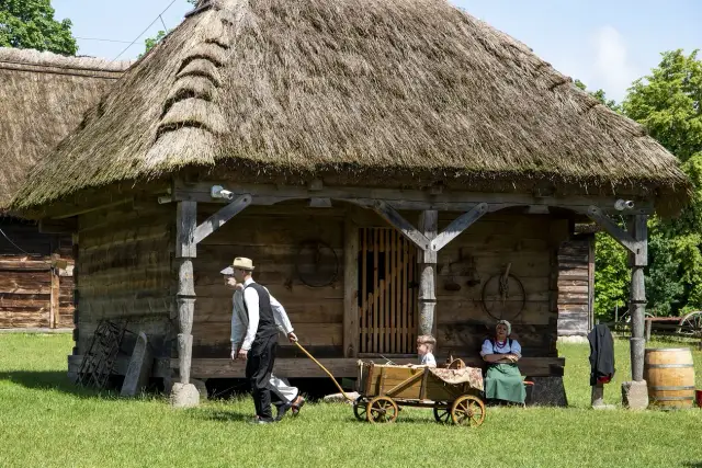 Skansen Muzeum Wsi Mazowieckiej - odkryj fascynującą historię i atrakcje