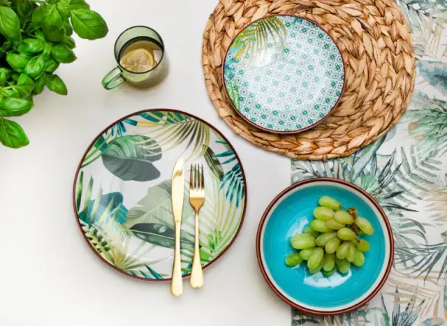 Koktajl party: Jak zorganizować niezapomniane przyjęcie?