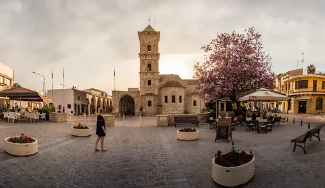 Najlepsze atrakcje w Larnace, które musisz zobaczyć podczas wizyty