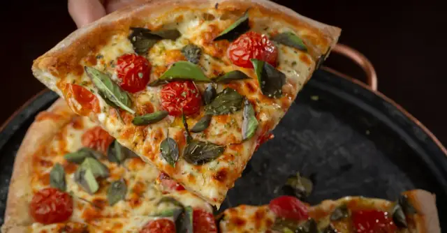  Najpopularniejsze włoskie dania i przepisy. Poznaj tradycyjną kuchnię Włoch