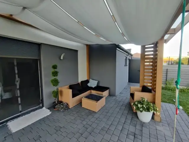 Co na dach pergoli: najlepsze materiały i ich zalety dla Twojej przestrzeni