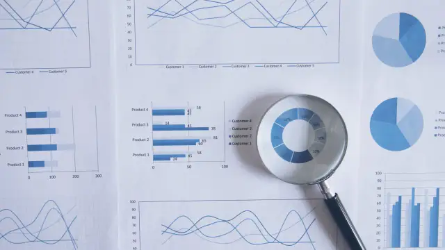 Jak obliczyć przeciętne zatrudnienie – sprawdzone metody i wskazówki