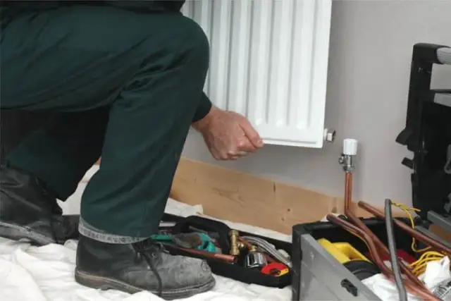Jak wymienić kaloryfer w bloku bez zbędnych problemów i kosztów