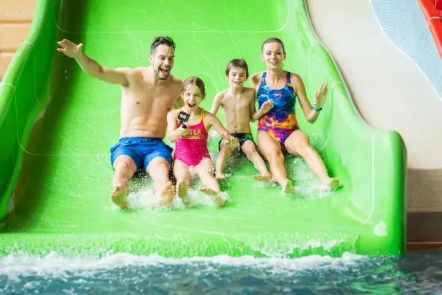 Co trzeba mieć na Termy Chochołowskie? Niezbędne akcesoria i porady