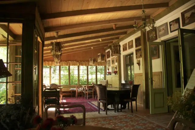 Gdzie zjeść w Kazimierzu Dolnym? Odkryj najlepsze restauracje