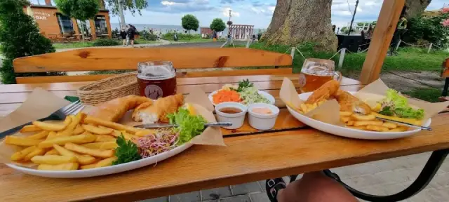 Gdzie zjeść w Mechelinkach? Odkryj najlepsze restauracje z widokiem