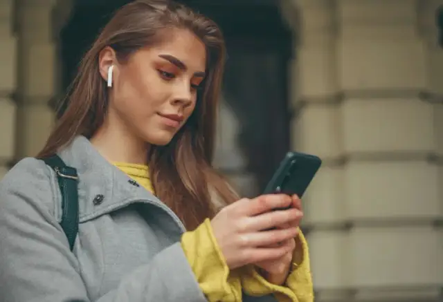 AirPods 2 ile trzyma bateria? Odkryj, co wpływa na czas pracy