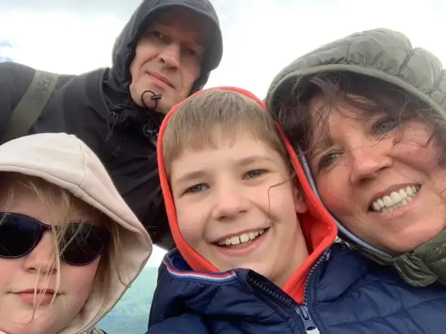 Ile dzieci ma Morawiecki? Zaskakujące fakty o jego rodzinie