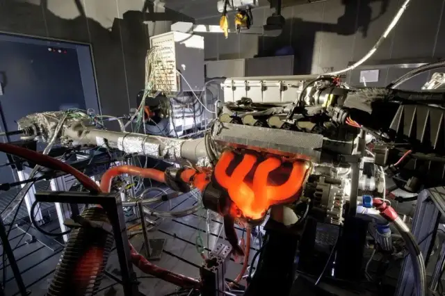 Ile stygnie silnik płyn chłodniczy? Poznaj czas schładzania i bezpieczeństwo