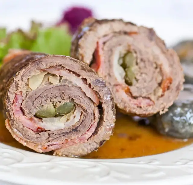 Rolada śląska: gdzie zjeść najlepszą? Sprawdzone adresy na Śląsku