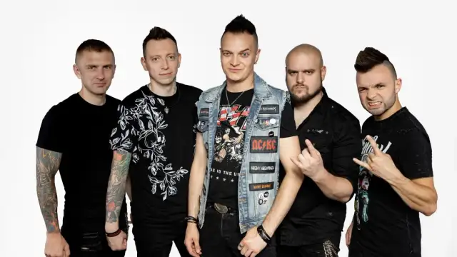 Ile trwa koncert Nocnego Kochanka? Poznaj długość występu!