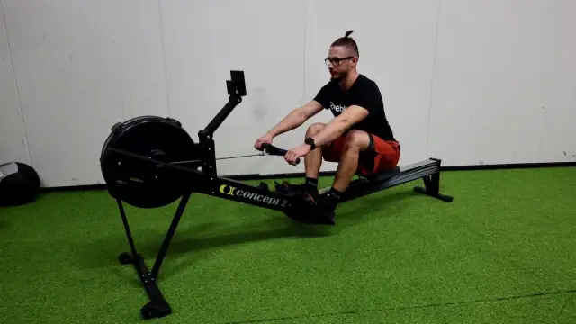 Bieżnia czy rowerek na odchudzanie – co naprawdę lepiej spala kalorie?