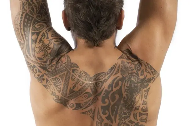 Polinezja znaczenie symboli: odkryj głębię kulturowych tatuaży