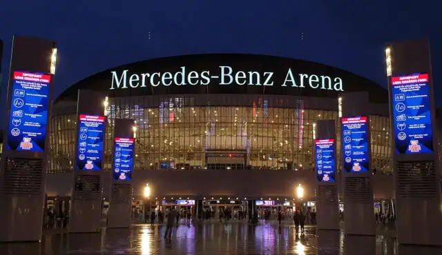 Mercedes-Benz Arena w Berlinie: historia, wydarzenia i dostępność