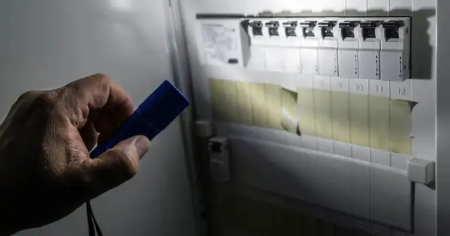 Dlaczego nie ma prądu? Odkryj przyczyny i sposoby na rozwiązanie problemu