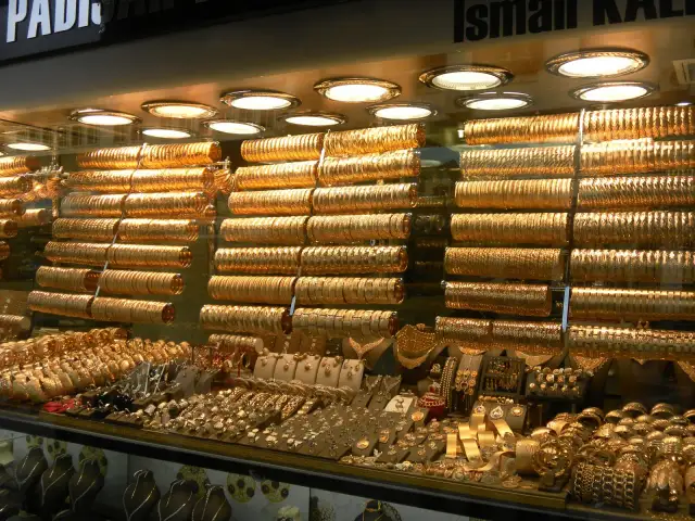 Czy warto kupić złoto w Turcji? Cło, próby i bezpieczny zakup