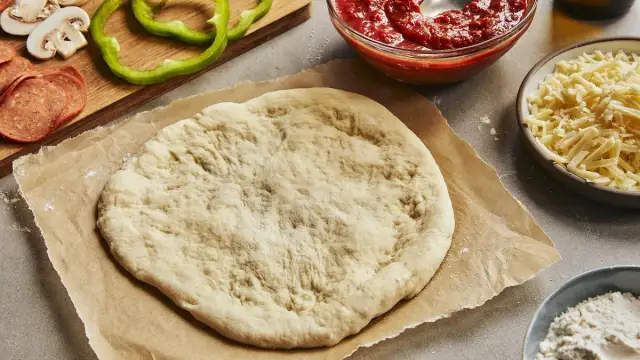 Pâte à pizza maison inratable : le secret d'une pizza pro (recettes & astuces)