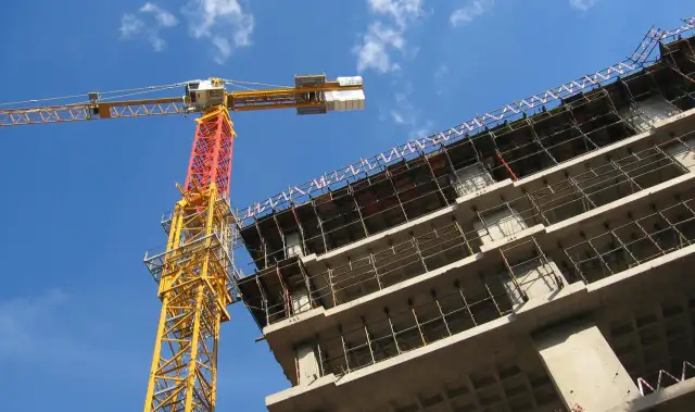 Kim jest deweloper? Bezpieczny zakup mieszkania krok po kroku.