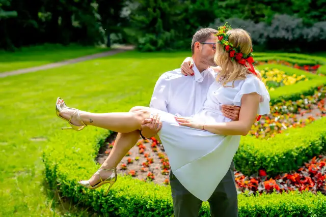 Ile kosztuje godzina fotografa? Poznaj pełną cenę i ukryte koszty