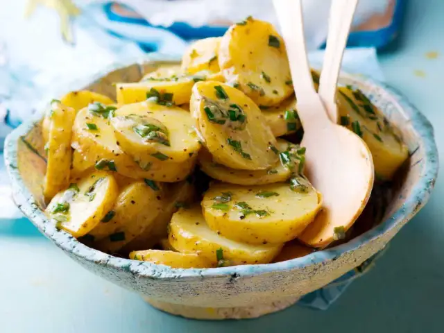 Recette salade de pommes de terre : le secret d'une salade parfaite