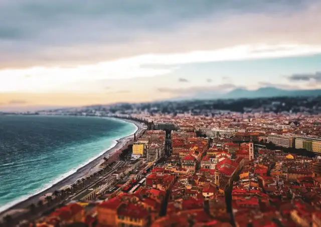 Nicea czy jest bezpiecznie? Poznaj prawdę o bezpieczeństwie w mieście