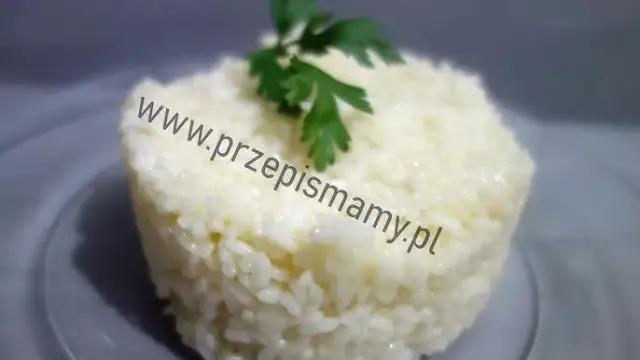 Ile gotować ryż biały? Sekret sypkości w 5 krokach!