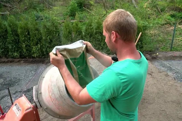 Beton jak z betoniarni - jak osiągnąć jakość betonu w workach