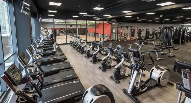 Xtreme Fitness Oświęcim: Cennik, godziny, sprzęt - wszystko, co musisz wiedzieć