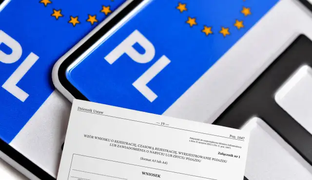 Wyrejestrowanie motoroweru: Uniknij kar! Kompletny przewodnik 2026