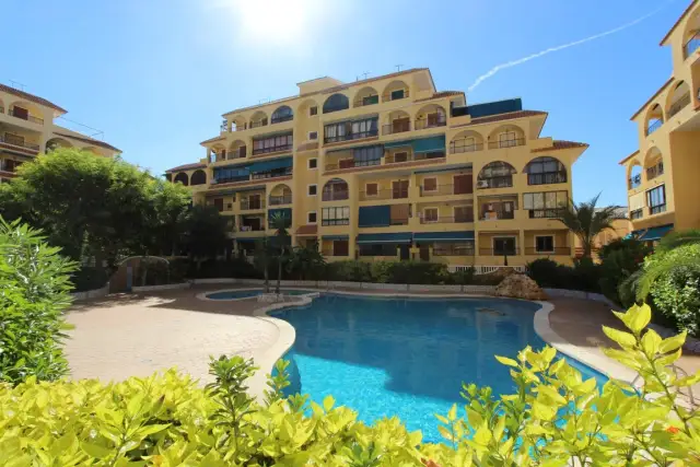 Dlaczego mieszkania w Hiszpanii są tanie? Odkryj zaskakujące przyczyny