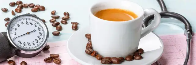 O ile kawa podnosi ciśnienie i jak to wpływa na zdrowie?