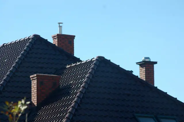 Ile kosztuje komin systemowy? Pełny kosztorys i porady eksperta