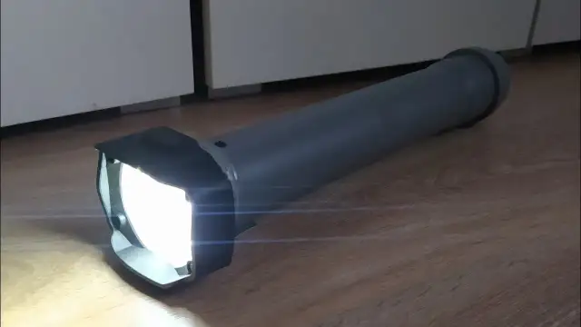 Jak stworzyć własną latarkę DIY: proste projekty krok po kroku