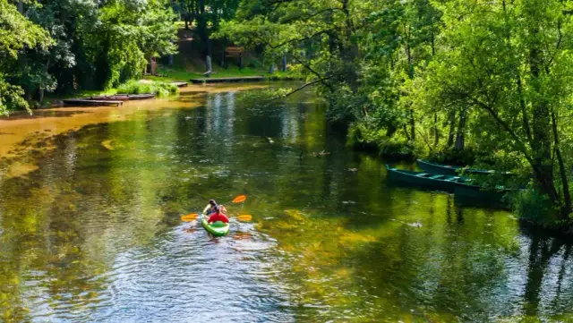 Kajaki w Polsce: TOP 10 szlaków dla każdego przewodnik Błażeja