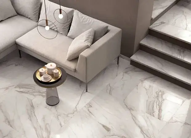 Jak układać płytki na schodach, aby uniknąć najczęstszych błędów