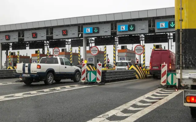Autostrady bez bramek: Gdzie zniknęły opłaty i jak działa e-TOLL?