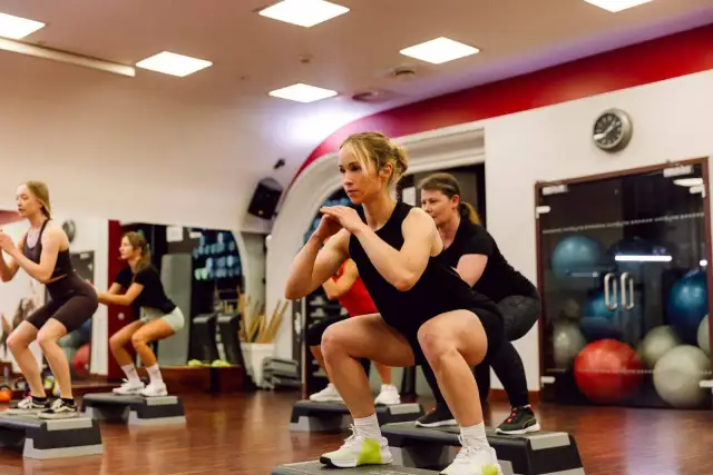 CrossFit Kraków: Gdzie trenować? Przewodnik dla początkujących!