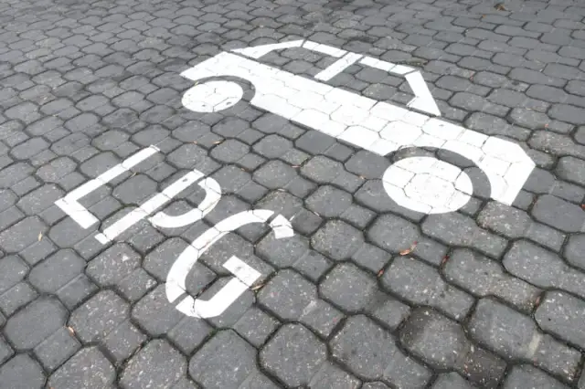 Ile kosztuje regulacja lpg? Sprawdź ceny i uniknij niepotrzebnych wydatków